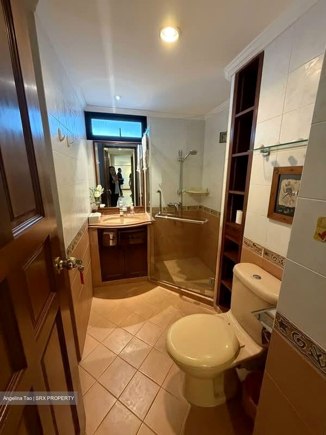 Hawaii Tower (D15), Condominium #557742411